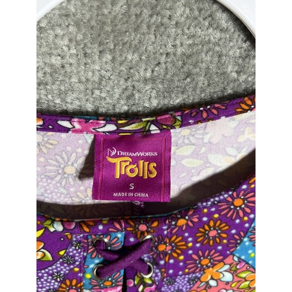 Dreamworks TROLLS Floral Crochet Sharkbite Hem Bell Sleeve Dress Girl Small Soft - Picture 3 of 10